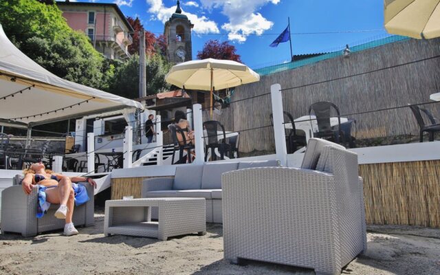 Le Finestre sul Lago