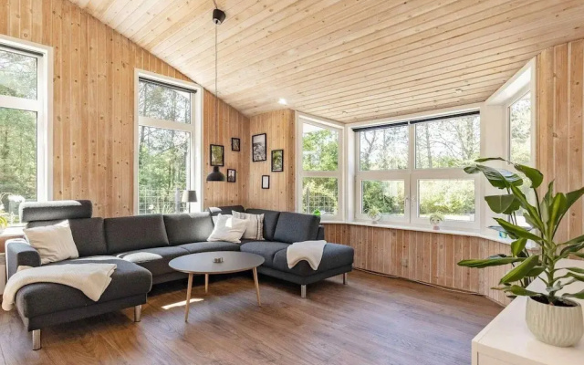 6 Person Holiday Home in Saeby-by Traum