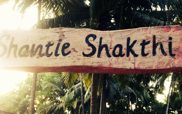 Shantie Shakthi Vagator Resort with Swimming Pool
