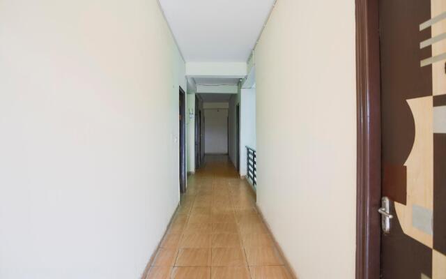 Capital O 70831 Royal Residency 2