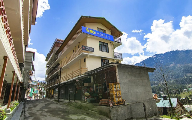 FabHotel Mahadev Cottage