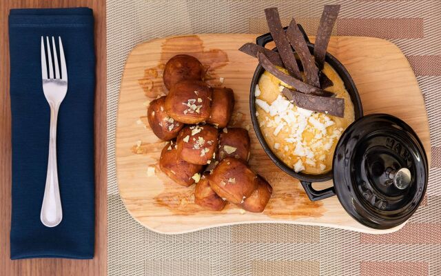 Embassy Suites by Hilton Phoenix Downtown North