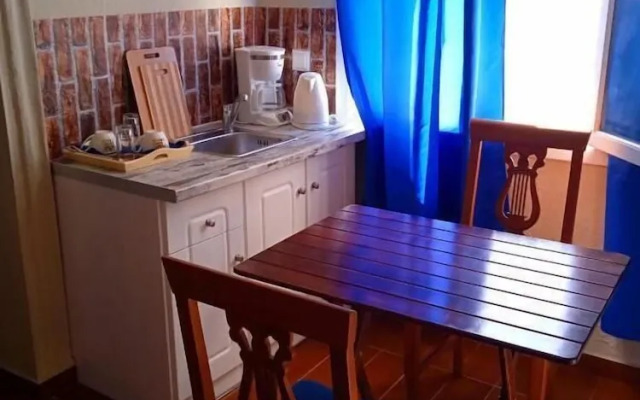 Loukas Kontos Traditional House