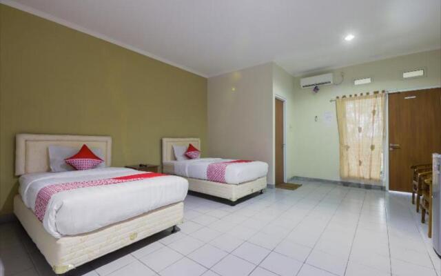 OYO 883 Pavo Resort