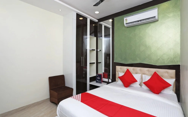 OYO 15617 Abi's Inn