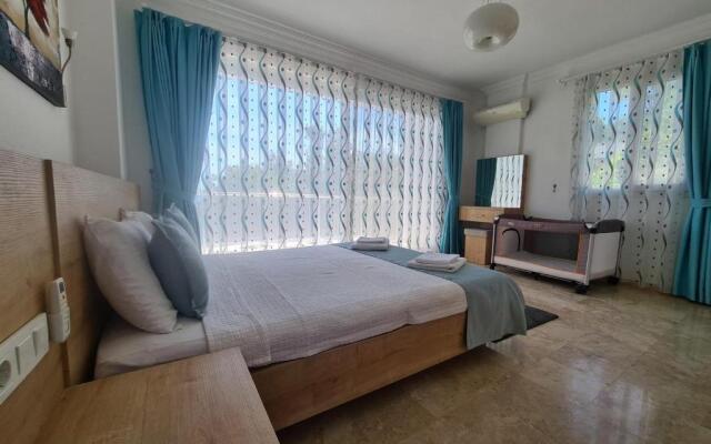 Villa with Jacuzzi and Backyard in Kalkan