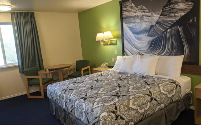 Super 8 by Wyndham Vernal UT
