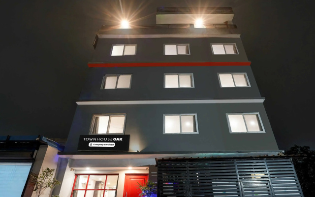Townhouse Oak Gomti Nagar Healthcity Vistaar