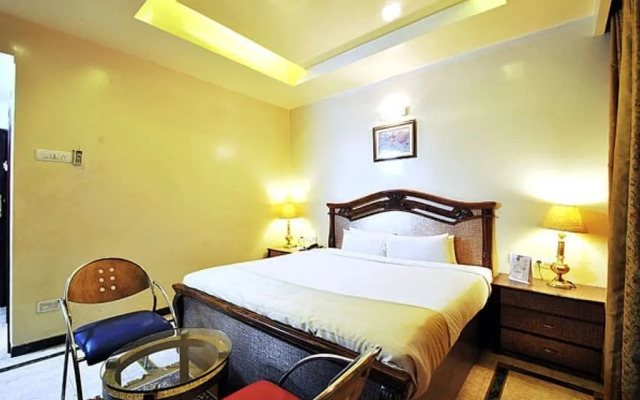 Hotel Zeeras