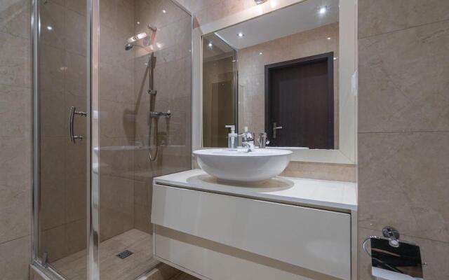 Green Wood Apartments Platinum Towers