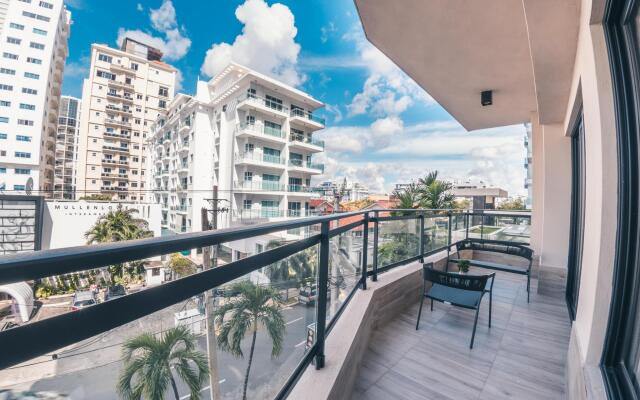 Breakfast Included at Regatta Living 302