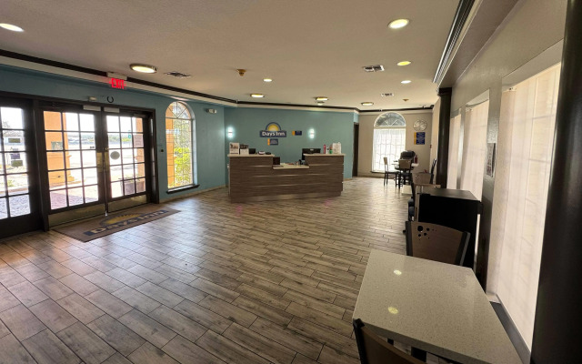 Days Inn by Wyndham Georgetown