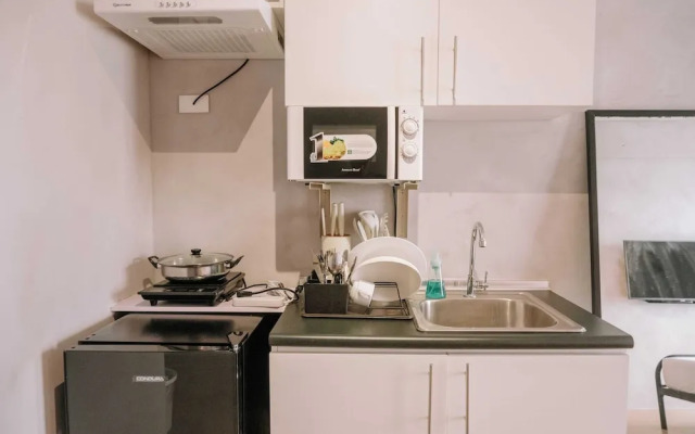 A Cozy Urban Home Away