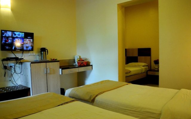JK Rooms 104 Hotel Madhav International