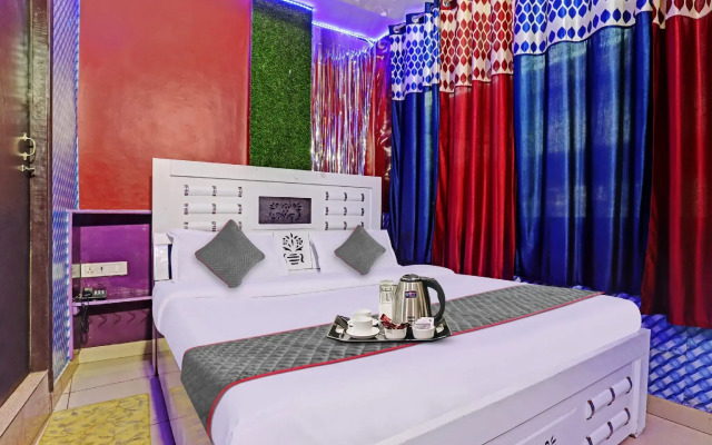 OYO Flagship 70036 Hotel Small Town