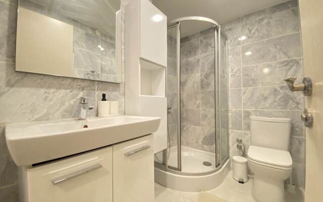 Missafir Modern Flat With Balcony on Bagdat Street