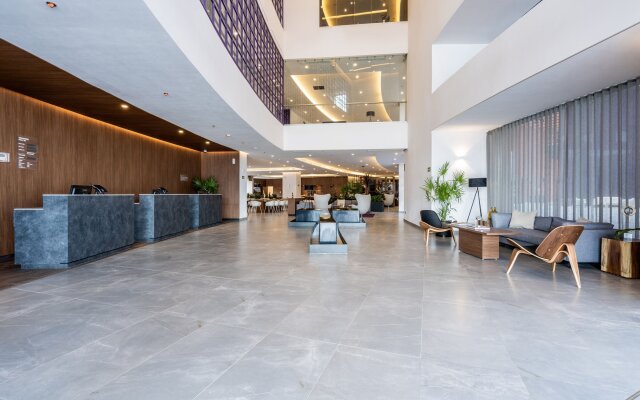 City Express Plus by Marriott San Luis Potosí