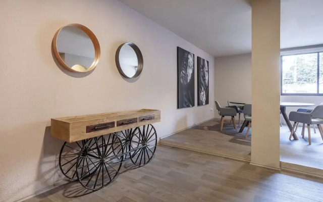 Relax & Recharge in Roma - Elevator - Sleeps 7