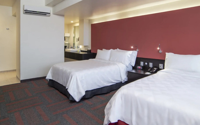 Holiday Inn Mexico Dali Airport by IHG