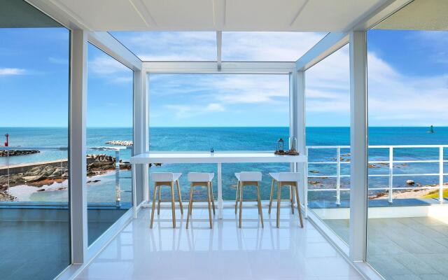 Pohang Beach de Whale Poolvilla