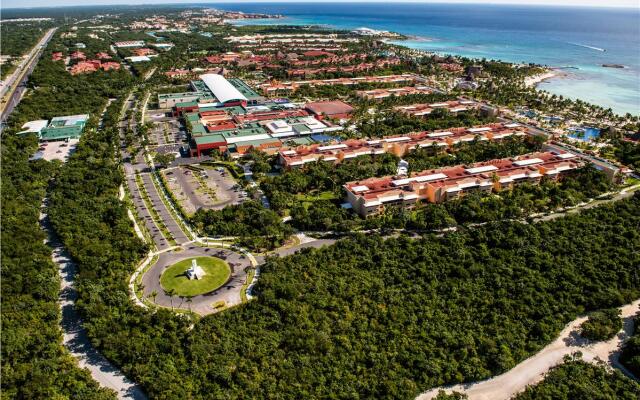 Barcelo Maya Grand