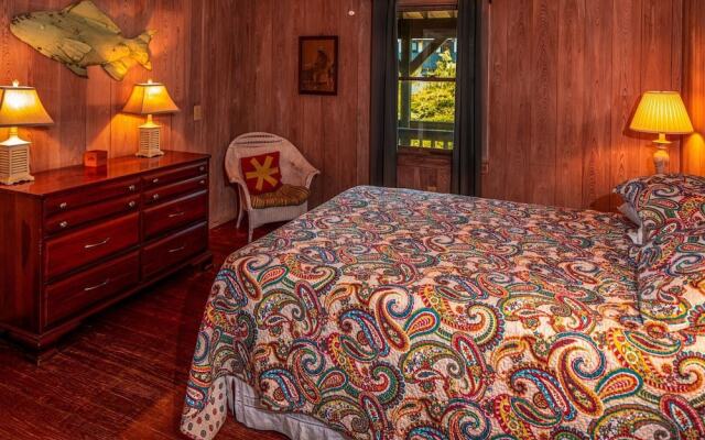 Hillcrest - 4 Br Home