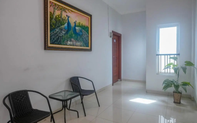 RedDoorz near Hermes Place Polonia Medan