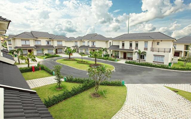 Lakeview Villas And Vietnam Golf Club - Ho Chi Minh City