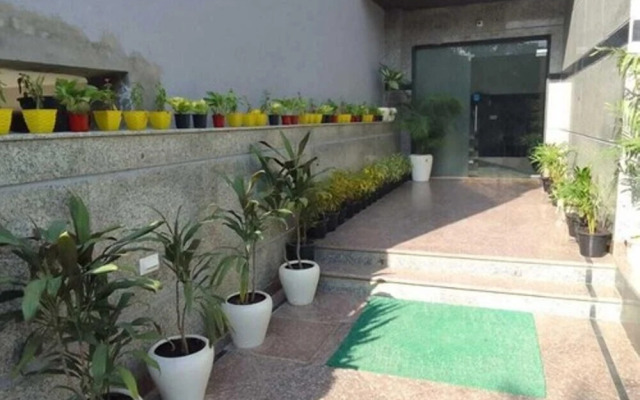 Live Inn Hotel sector 45