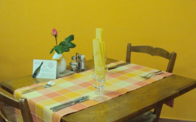Osteria con Alloggio La Peonia