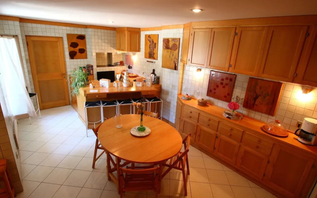 Villa Near Rome With Pool and Stunning Views