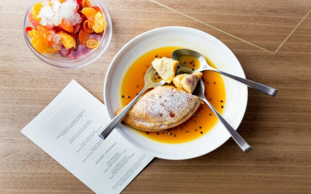 Kimpton Rowan Palm Springs Hotel by IHG