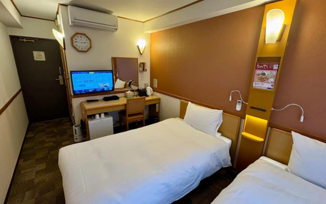 Toyoko Inn Shin Yokohama Station Honkan