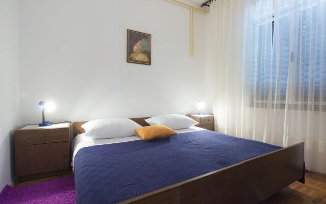 Apartment Vince - free parking: A2 plavi Primosten, Riviera Sibenik