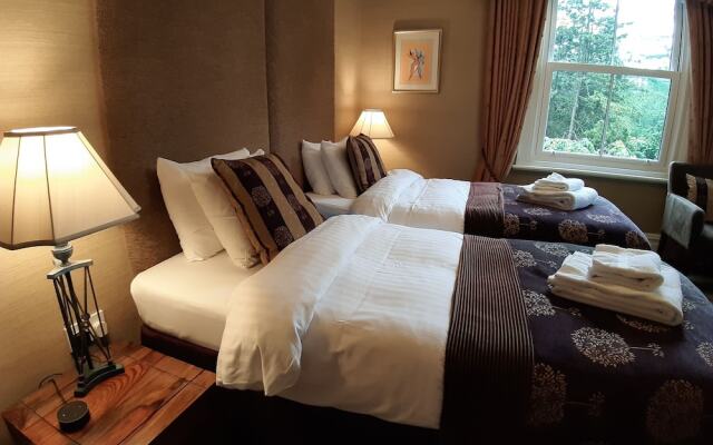 Tir-y-Coed Country House