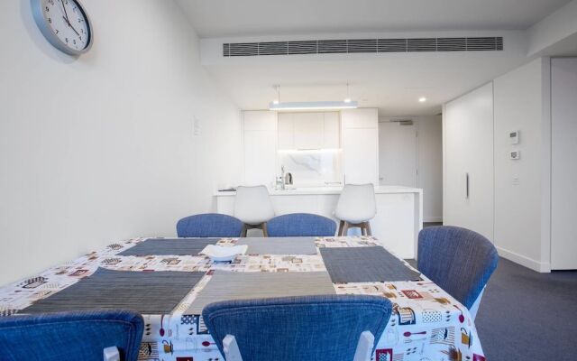 Stunning Comfy 2 Bed With Parking In Melbourne