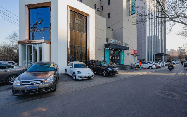 Xana Lite Hotelle (Shenyang Beiling Park Liaoning Building)