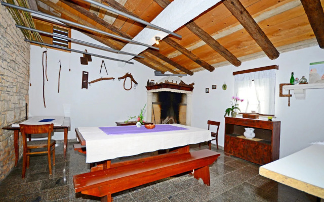 Apartment Srblin