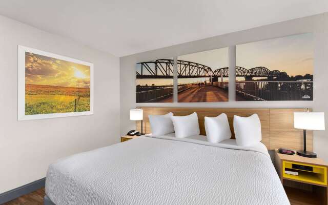 Days Inn by Wyndham Carlisle