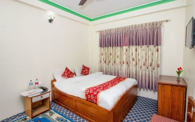 OYO 245 Shiva's Dream Hotel