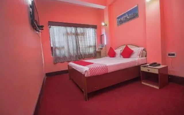 Monarch Hotel By OYO Rooms