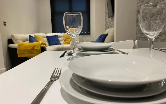 Stay With Empire - Waller Street