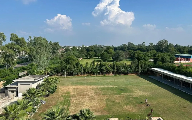 Amarvilas Hotel & Resort