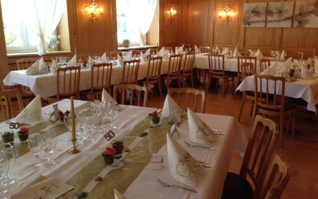 Hotel & Restaurant KRONE