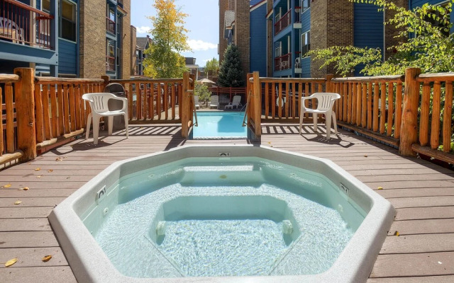 River Mountain Lodge #E1