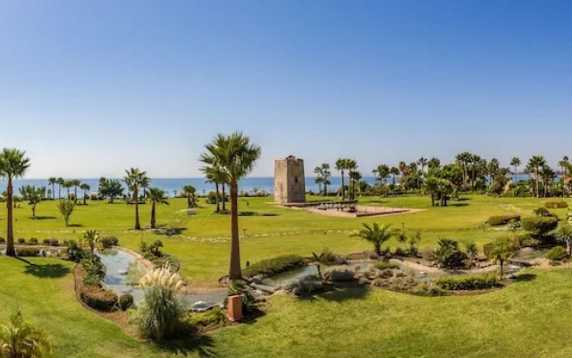 OleHolidays Torre Bermeja frente al mar y jacuzzi