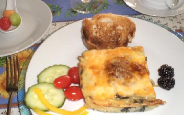 Point Pelee Lakeshore B&B