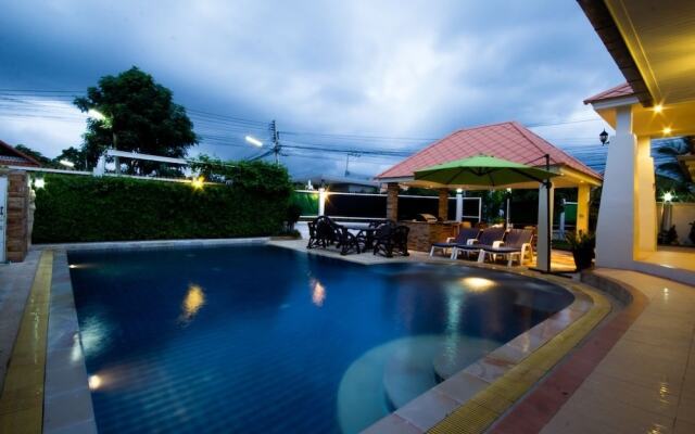 The Time Family 5 Bedroom Villa 92