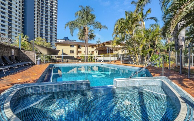 Terrific Location, Large 2BR, 2 Bath Apt