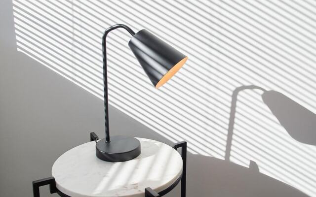 The Ruby Retreat Apartment